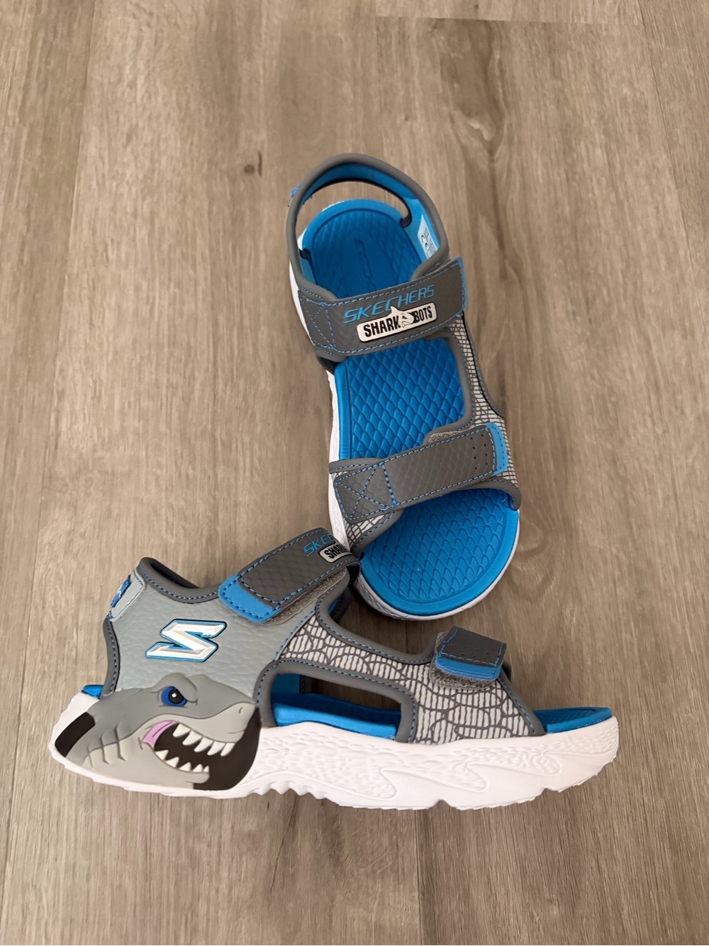 Skechers Gray & Blue Shark Kids' Sandals Big kids Size 3